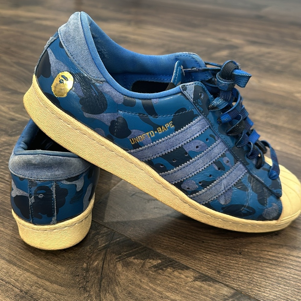 ADIDAS CONSORTIUM X BAPE X UNDEFEATED SUPERSTAR, Blue & Camo Size 9